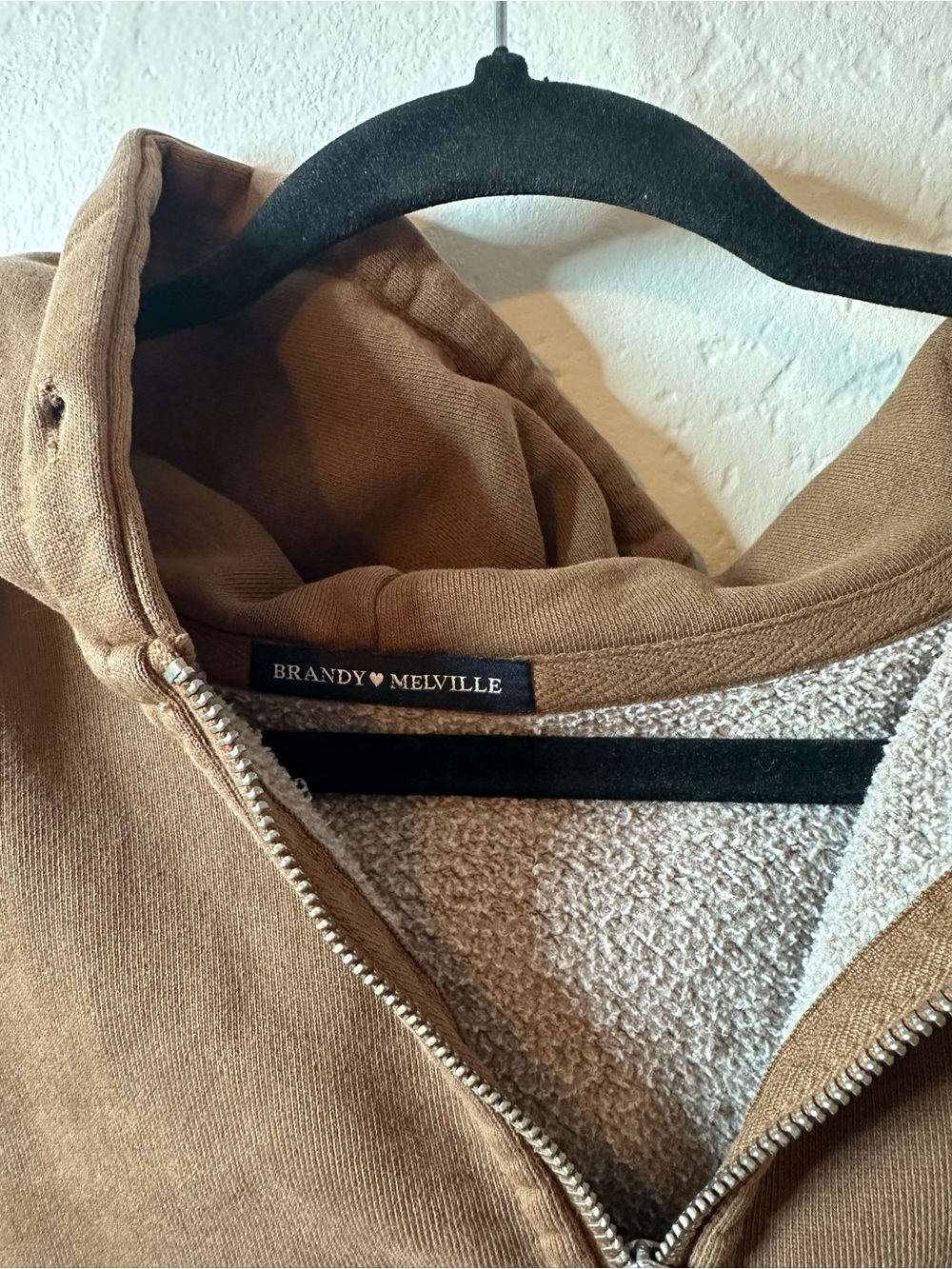 Brandy Melville Tan Sherpa-Lined Zip Hoodie - Picture 4 of 6